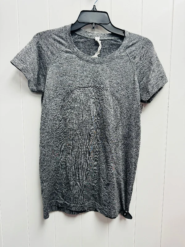 Athletic Top Short Sleeve By Lululemon In Grey, Size: 10